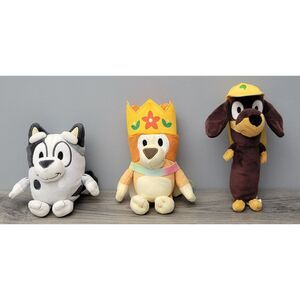 2018 Moose Toys Bluey Friends‎ Set of 3 Plush Muffin Dog Queen Bingo Snickers